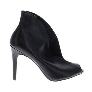 NWOT Christian Siriano Izzi Black High Vamp Heels Ankle Booties
